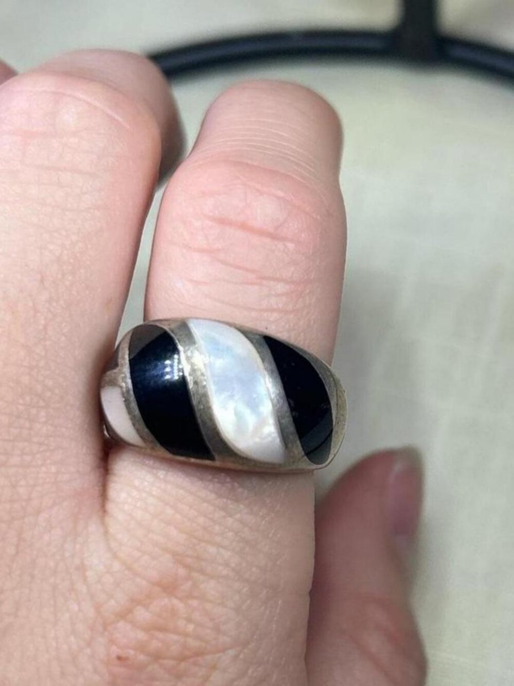 925 Sterling Silver Black Accent Band Ring Size 6.5